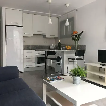 Apt D1. With Terrace And Near The Beach * Puerto del Carmen (Lanzarote)