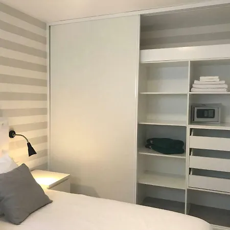 Apt D1. With Terrace And Near The Beach Apartamento